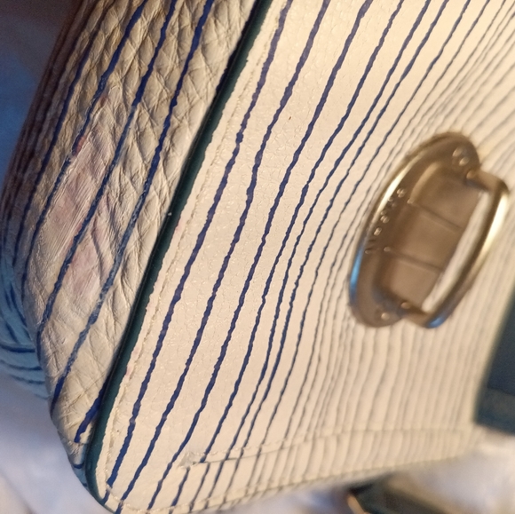 Fossil Riley Crossbody Leather purse white and blue stripes - Picture 6 of 8